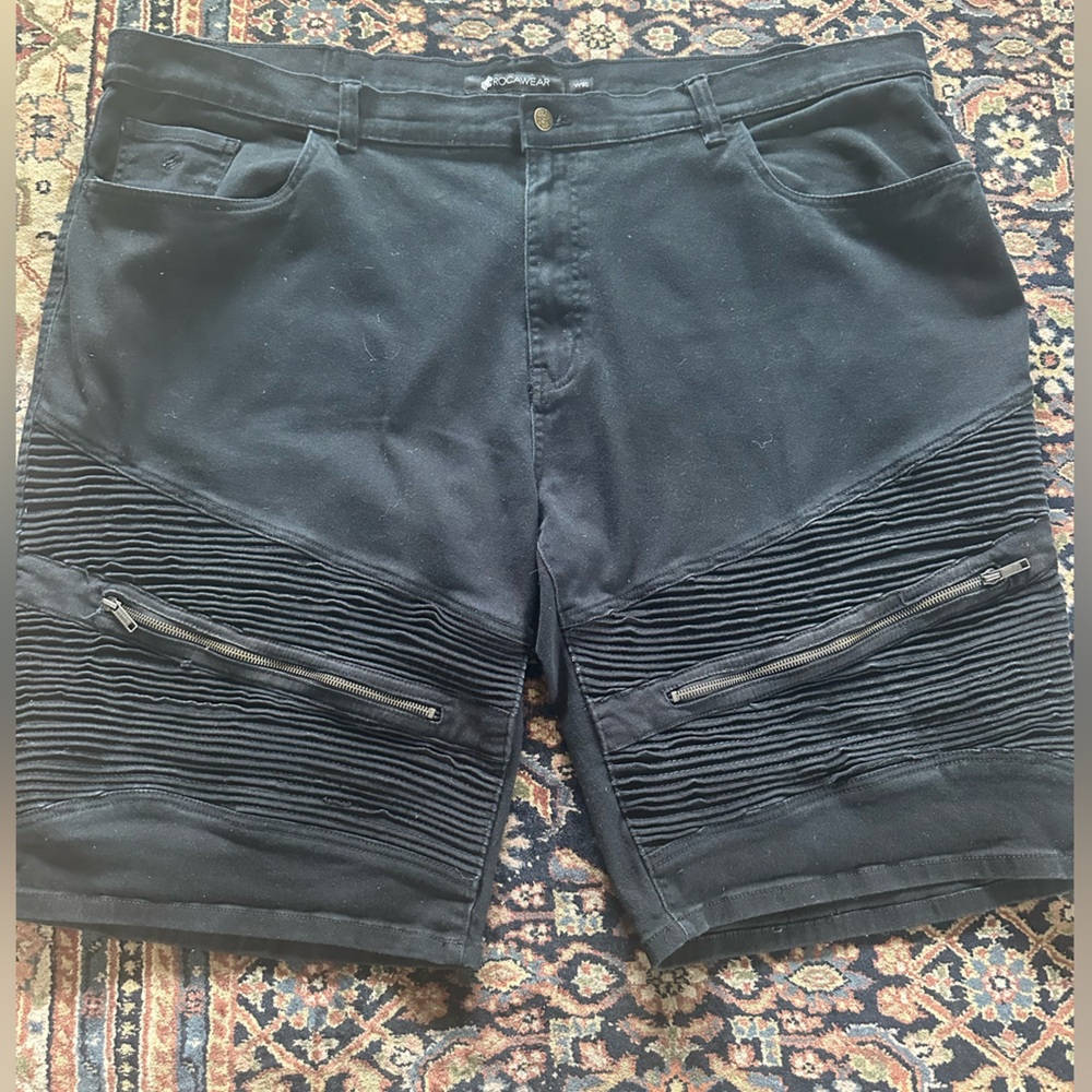 Black Classic DENIM ROCAWEAR SHORTS   Size: 50